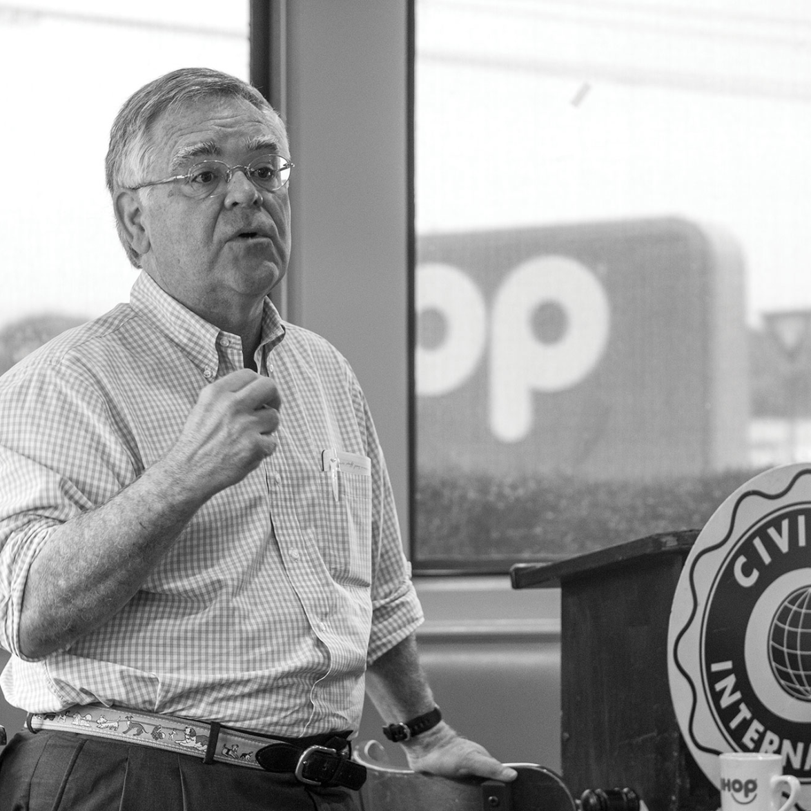 Metropolitik: Stuck in the Middle With Coop